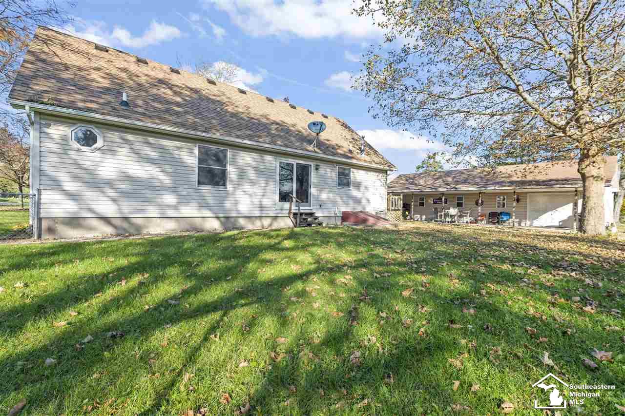 203 Ash Street Carleton, MI 48117 - Photo 38 of 46 50060495-37.JPG
