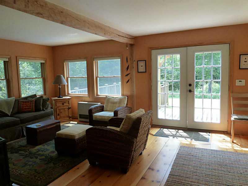 14 Plummer Road Westport Island, ME 04578 - Photo 10 of 35 Living Room.