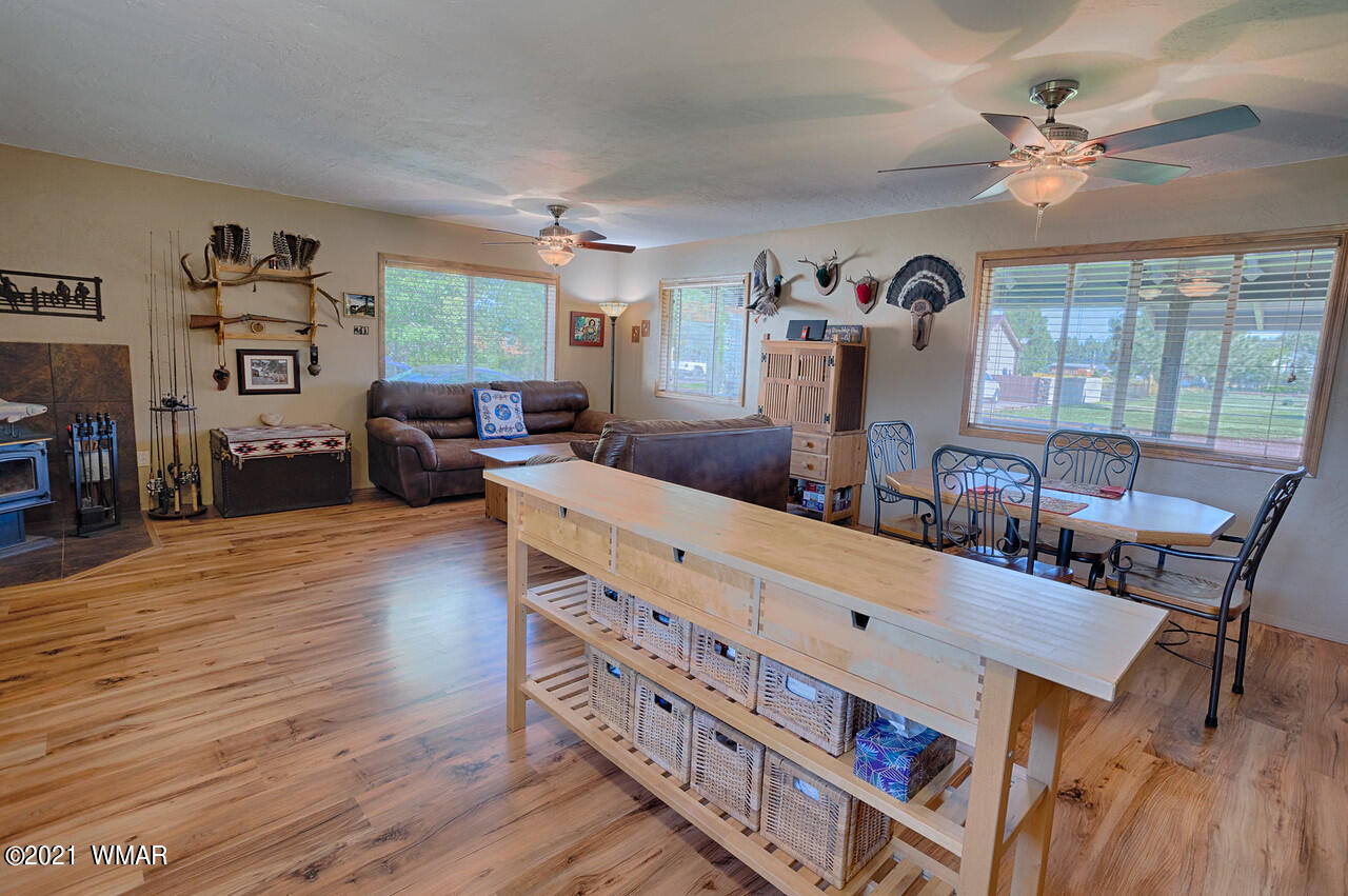 121 North Skylane Road Pinetop, AZ 85935 - Photo 12 of 21