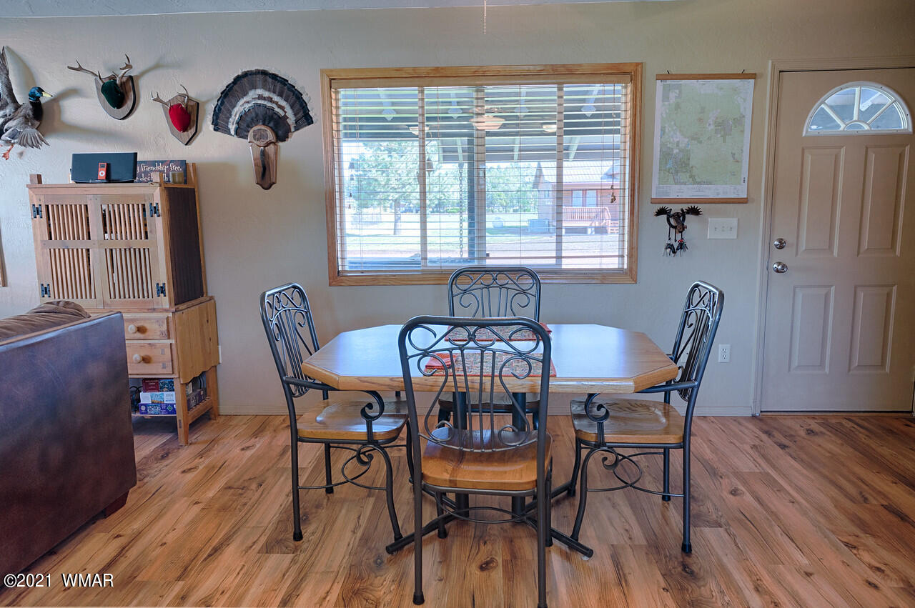 121 North Skylane Road Pinetop, AZ 85935 - Photo 13 of 21