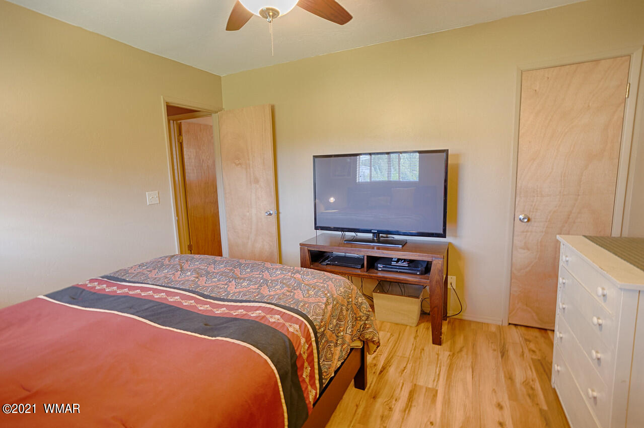 121 North Skylane Road Pinetop, AZ 85935 - Photo 15 of 21