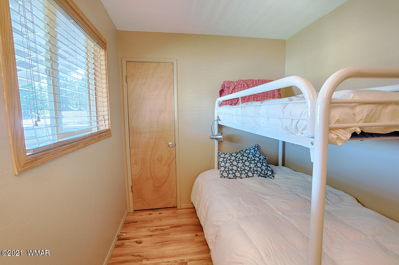 121 North Skylane Road Pinetop, AZ 85935 - Photo 17 of 21