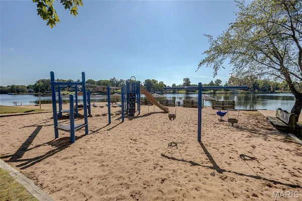 $68,900 | 1982 Sextant Drive, Worden, IL 62097