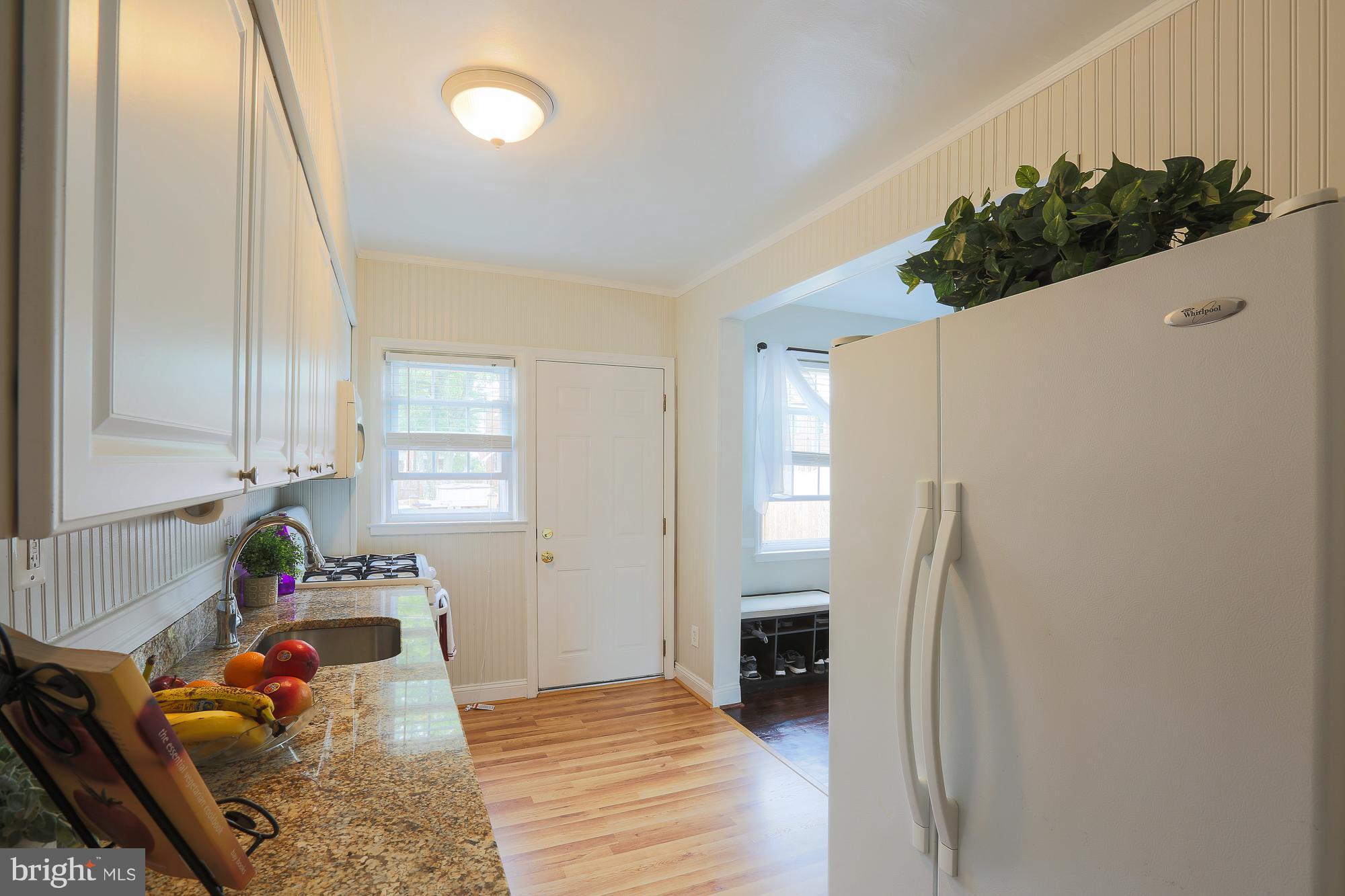 8327 Edgedale Road Baltimore, MD 21234 - Photo 16 of 29 Kitchen