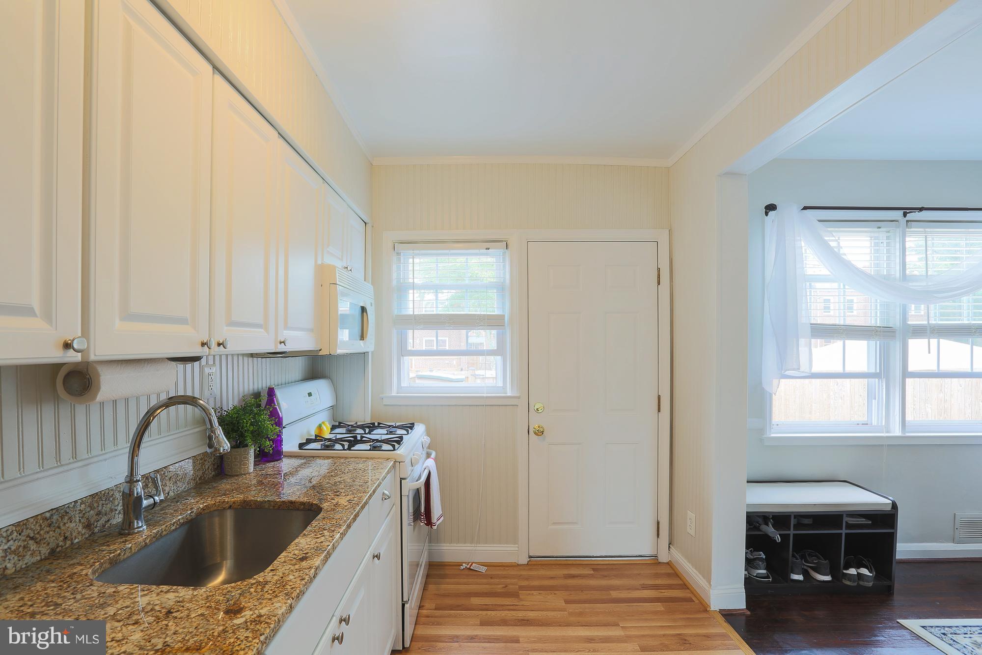 8327 Edgedale Road Baltimore, MD 21234 - Photo 17 of 29 Kitchen