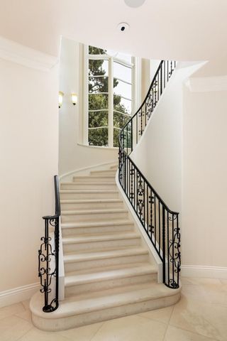 a view of entryway and hall