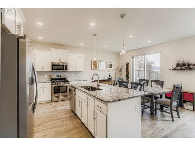 $529,900 | 2676 Northwest Shadden Drive, McMinnville, OR 97128