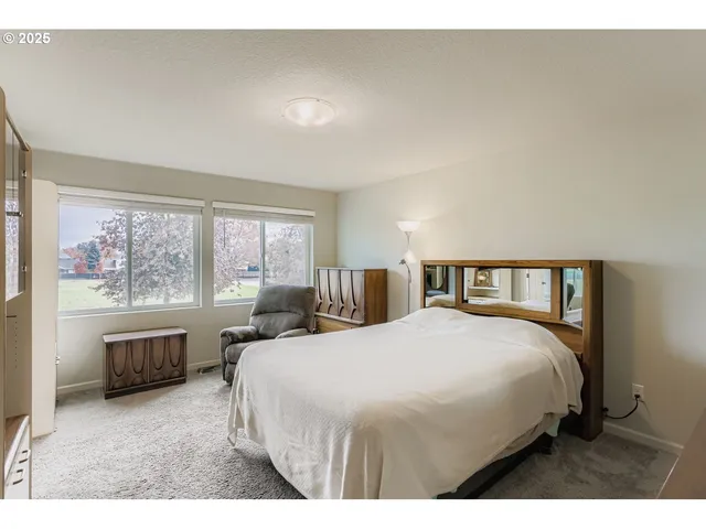 $529,900 | 2676 Northwest Shadden Drive, McMinnville, OR 97128