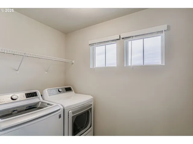 $529,900 | 2676 Northwest Shadden Drive, McMinnville, OR 97128