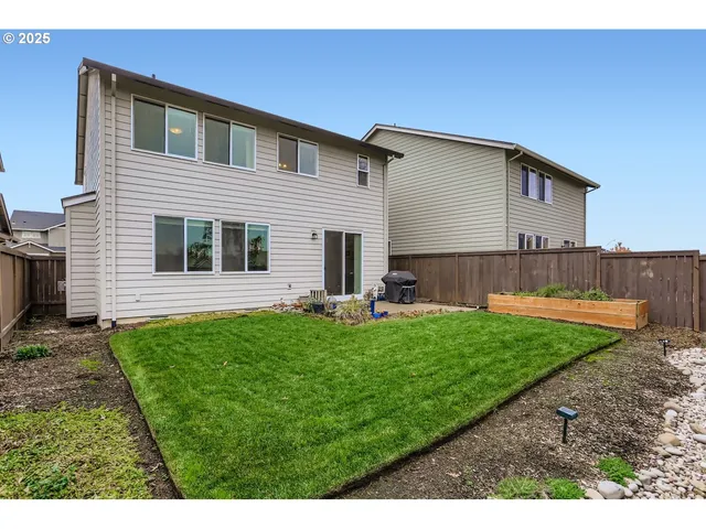 $529,900 | 2676 Northwest Shadden Drive, McMinnville, OR 97128