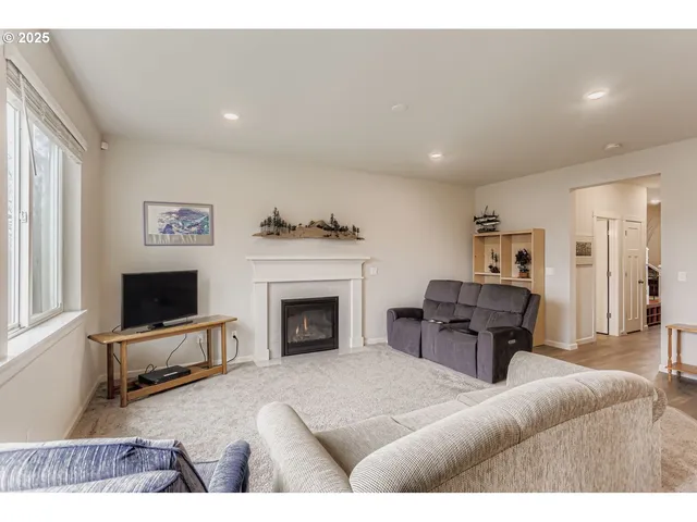 $529,900 | 2676 Northwest Shadden Drive, McMinnville, OR 97128