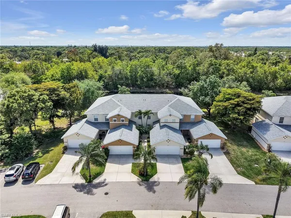 $369,000 | 4207 Pensacola Avenue, Estero, FL 33928