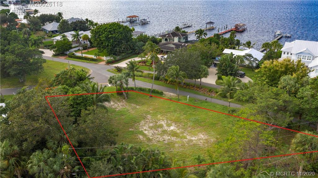 1438 Southeast Riverside Drive Stuart, FL 34996 - Photo 5 of 19