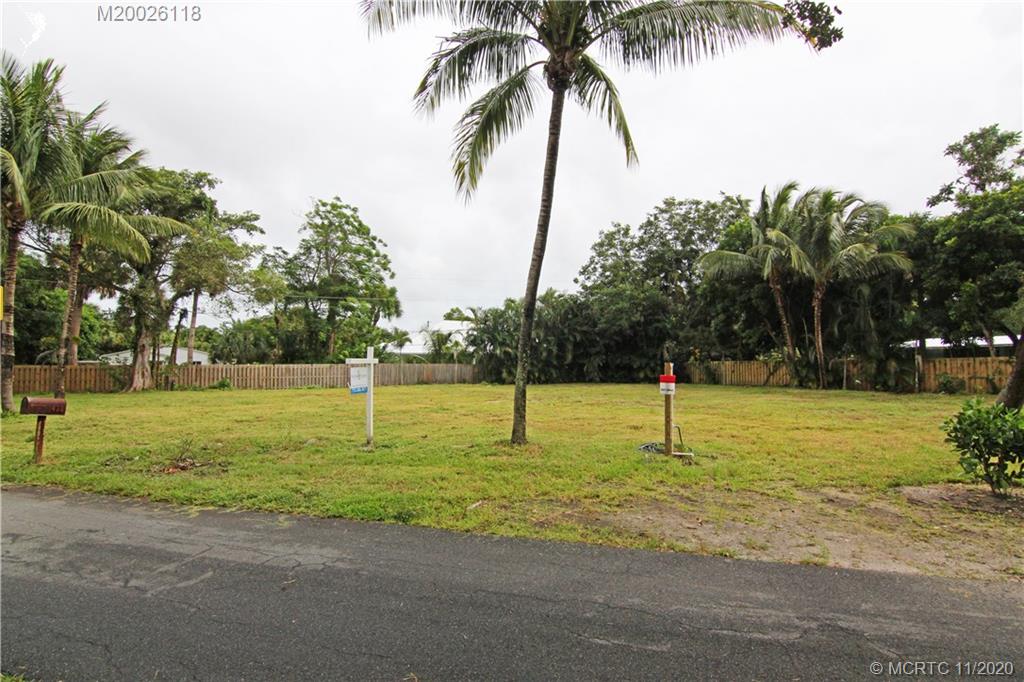 1438 Southeast Riverside Drive Stuart, FL 34996 - Photo 10 of 19