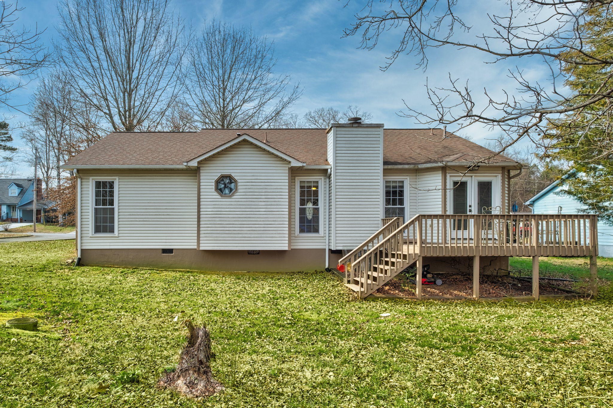 132 Pheasant Road Clinton, TN 37716 - Photo 40 of 40 a house with trees in the background