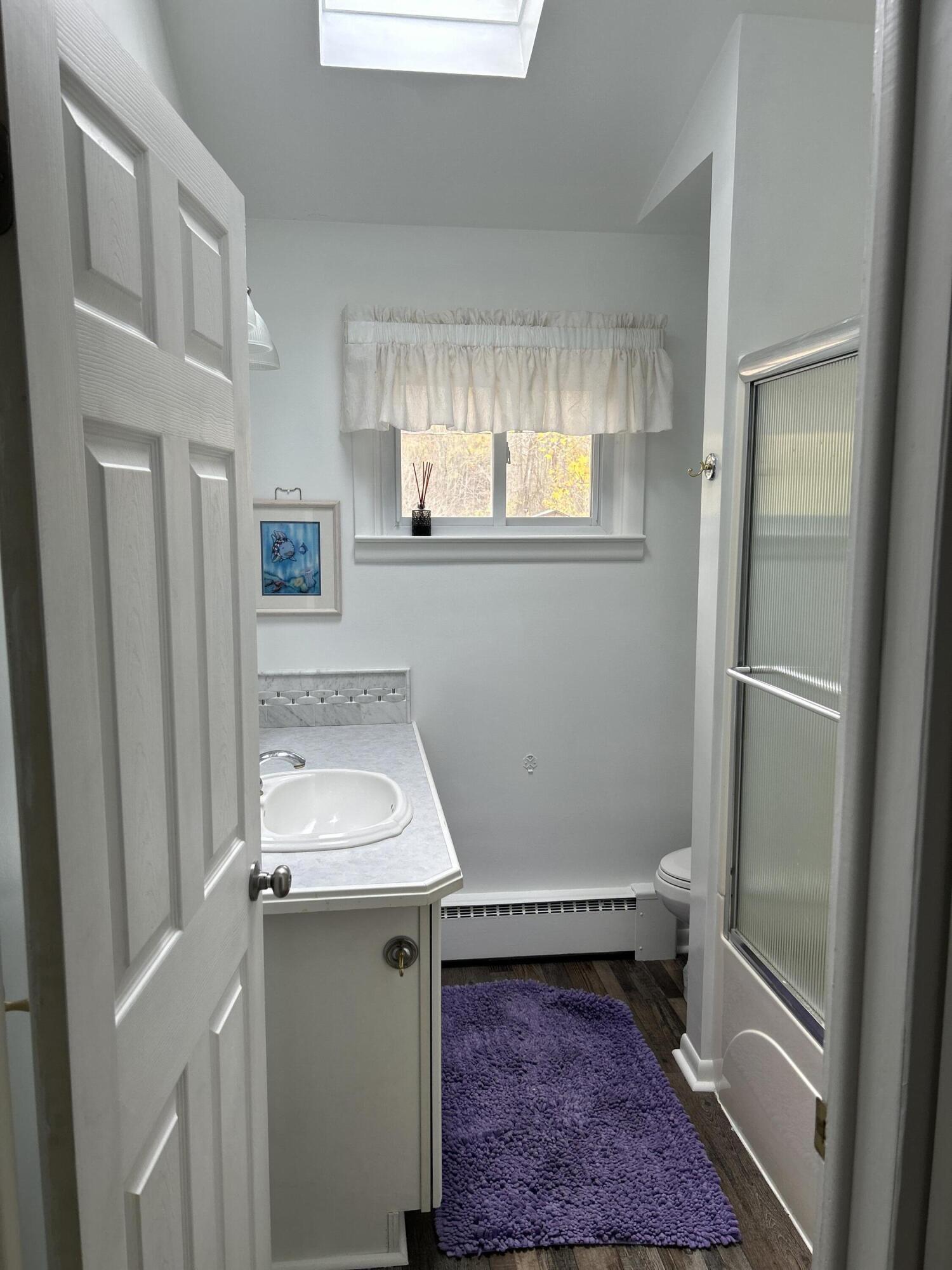 4585 Lorenson Road Muskegon, MI 49445 - Photo 14 of 30 Bathroom