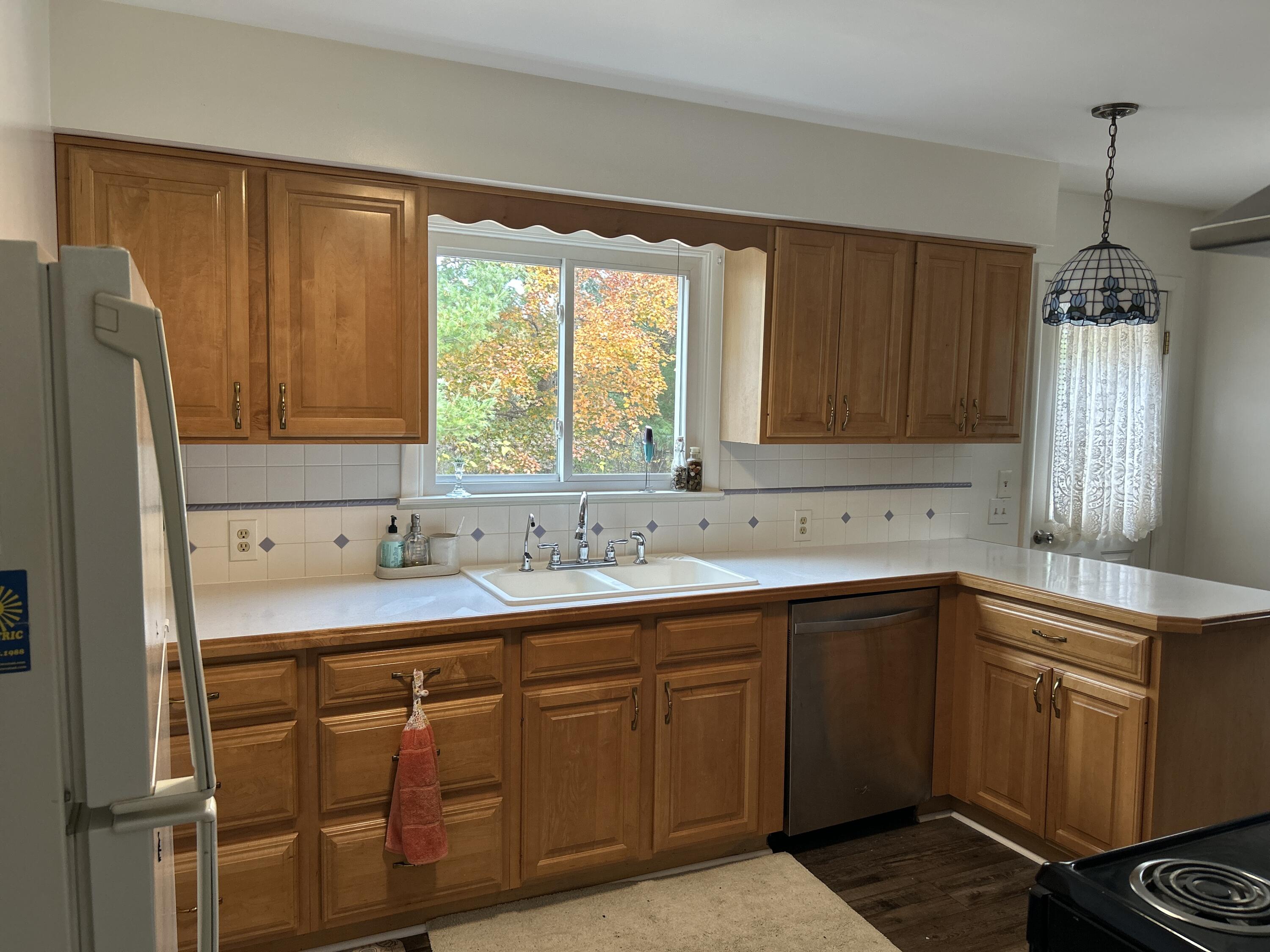 4585 Lorenson Road Muskegon, MI 49445 - Photo 19 of 30 Kitchen