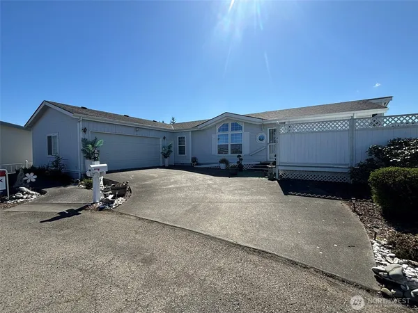 $219,950 | 617 North 7th Avenue, Sequim, WA 98382