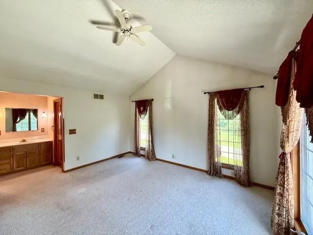 $679,000 | 224 Lake Viking Terrace, Gallatin, MO 64640