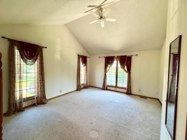 $679,000 | 224 Lake Viking Terrace, Gallatin, MO 64640