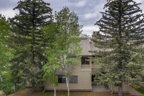 $709,999 | 4015 Bluff Condo Drive, Sun Valley, ID 83353