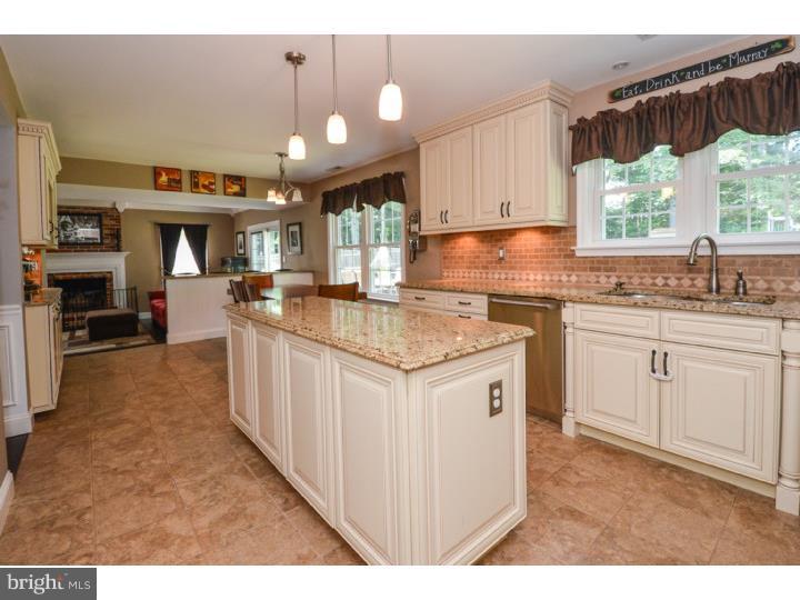 170 Aspen Road Yardley, PA 19067 - Photo 8 of 25 Kitchen