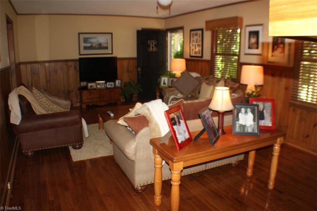 2534 Zephyr Road Thurmond, NC 28683 - Photo 12 of 20 Gallery Image 12