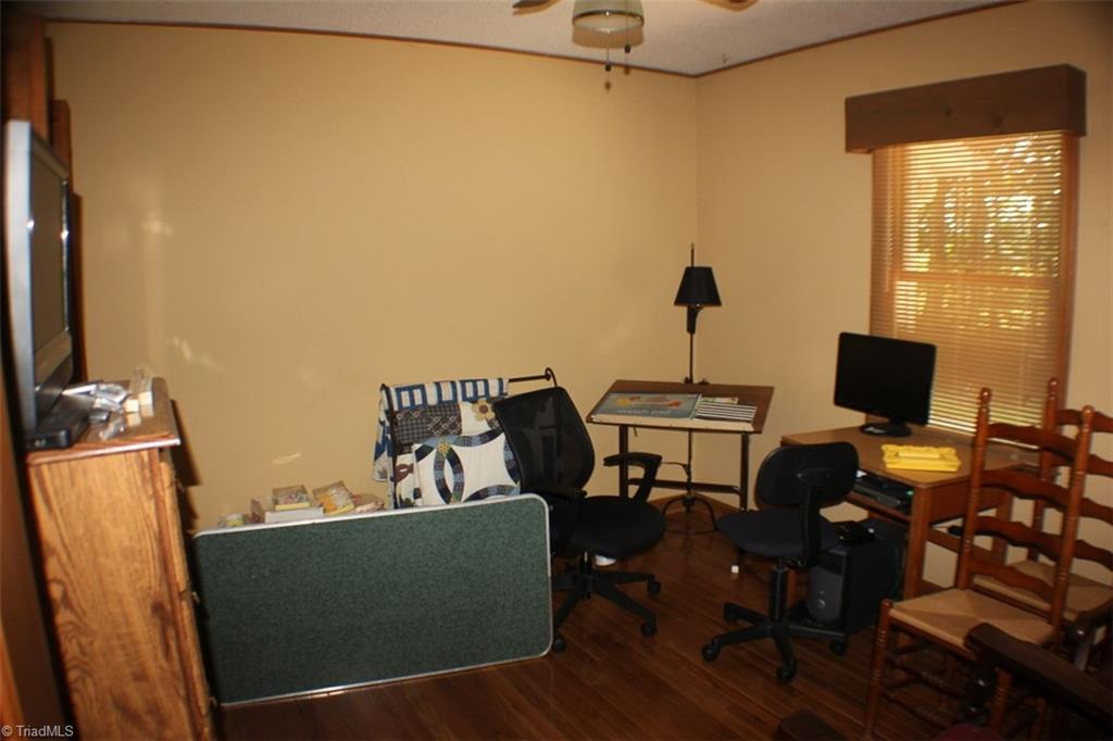 2534 Zephyr Road Thurmond, NC 28683 - Photo 14 of 20 Gallery Image 14