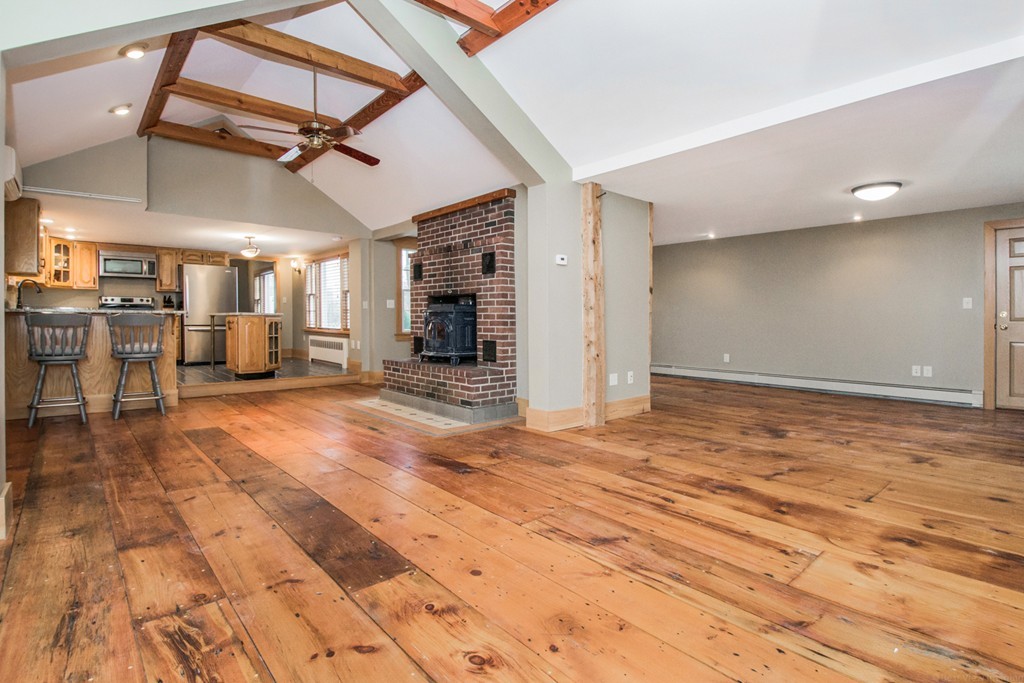 65 Pleasant Valley Road Amesbury, MA 01913 - Photo 15 of 30 Gallery Image 15