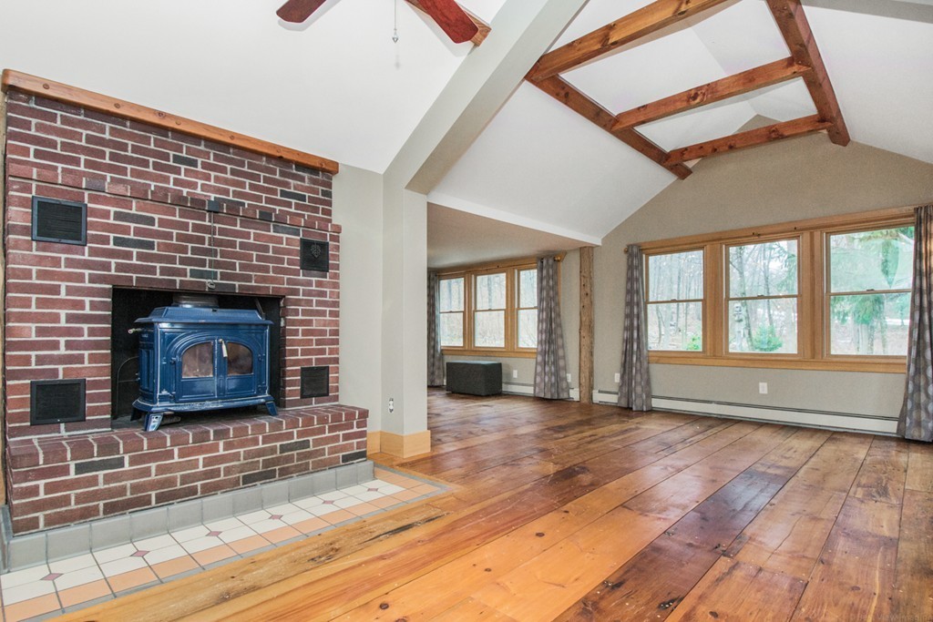 65 Pleasant Valley Road Amesbury, MA 01913 - Photo 16 of 30 Gallery Image 16
