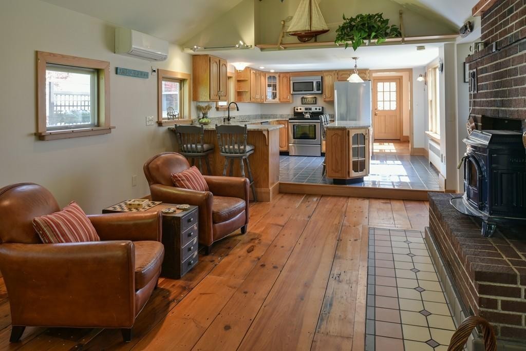 65 Pleasant Valley Road Amesbury, MA 01913 - Photo 18 of 30 Gallery Image 18