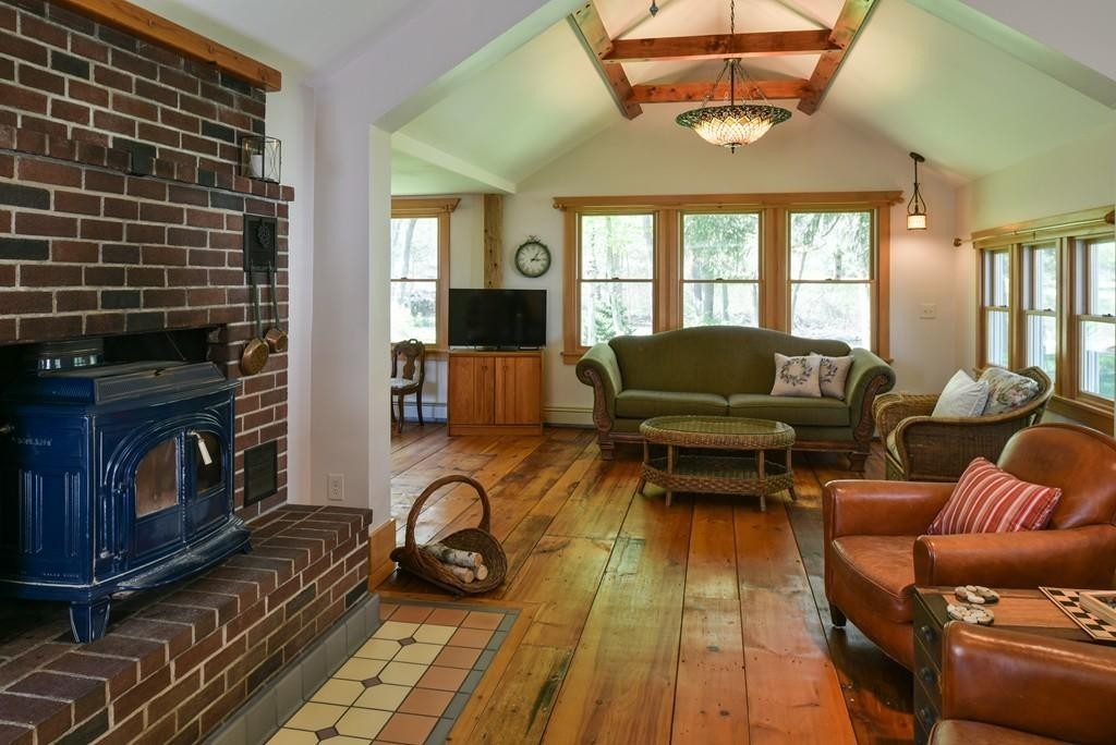 65 Pleasant Valley Road Amesbury, MA 01913 - Photo 20 of 30 Gallery Image 20
