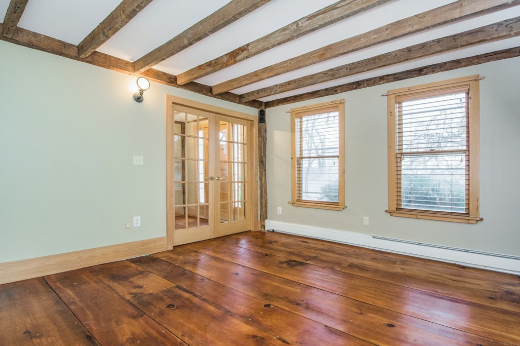 65 Pleasant Valley Road Amesbury, MA 01913 - Photo 7 of 30 Gallery Image 7