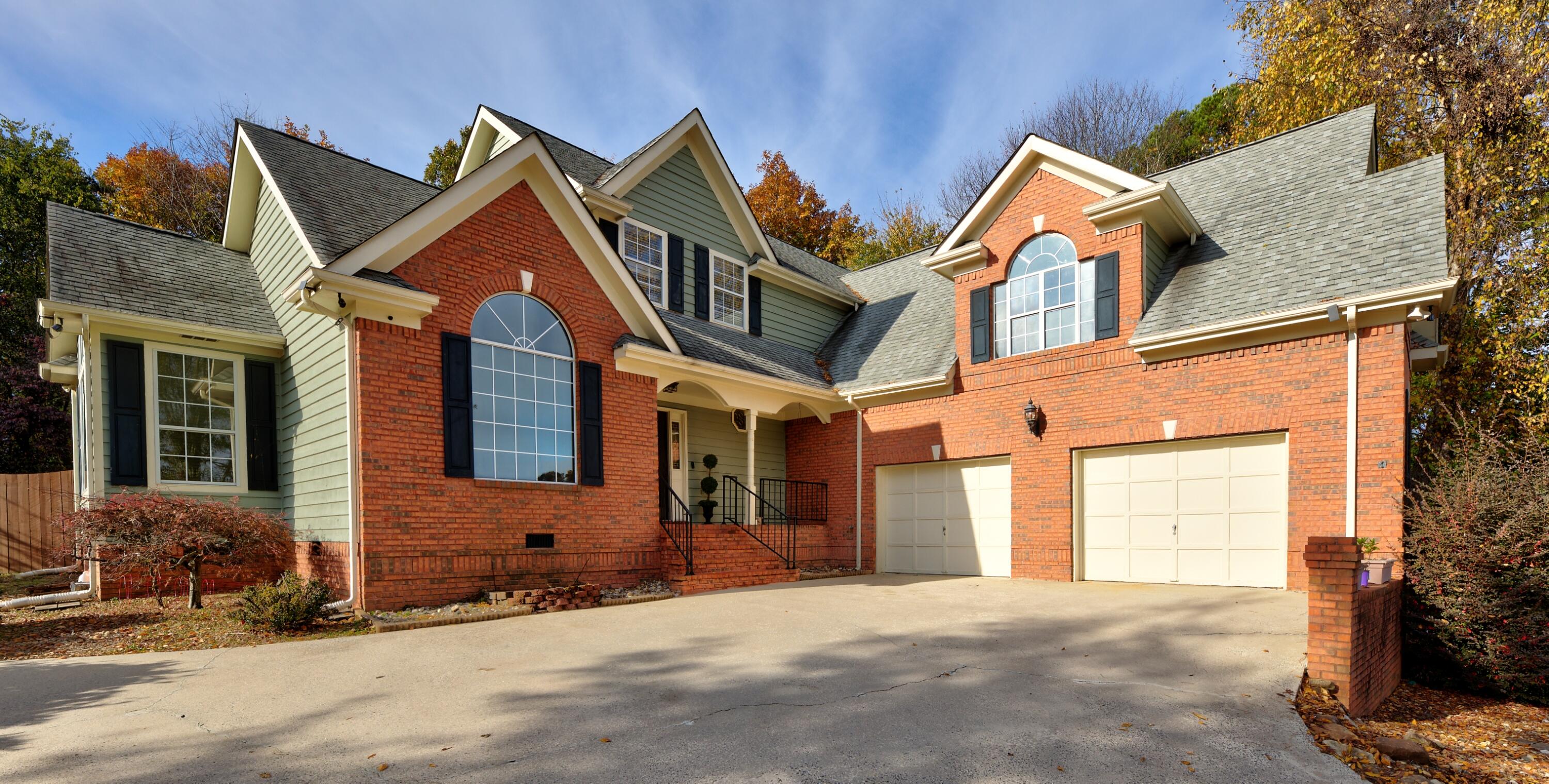 2600 Brown Ridge Lane Hixson, TN 37343 - Photo 1 of 50 Front view