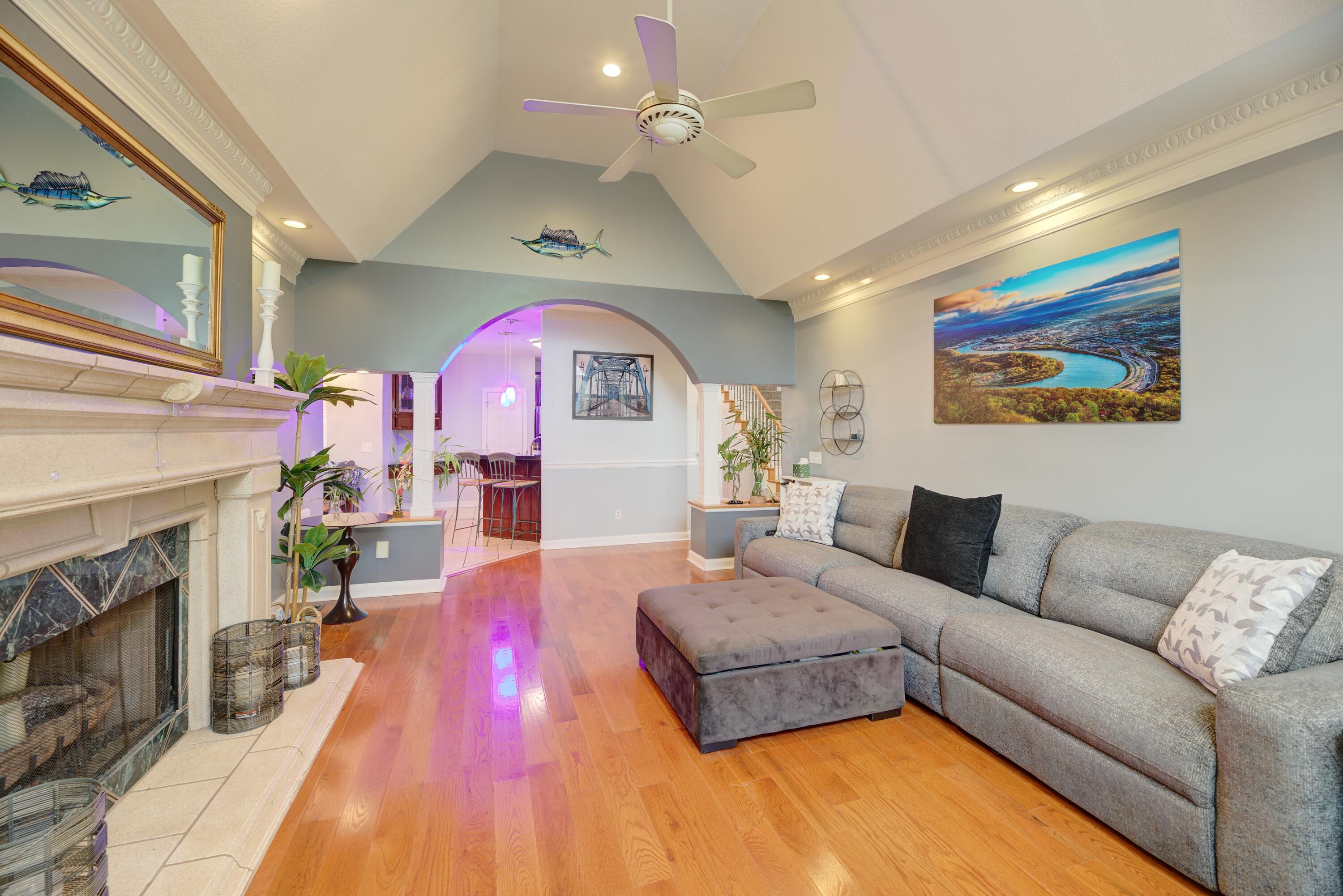 2600 Brown Ridge Lane Hixson, TN 37343 - Photo 16 of 50 Family Room