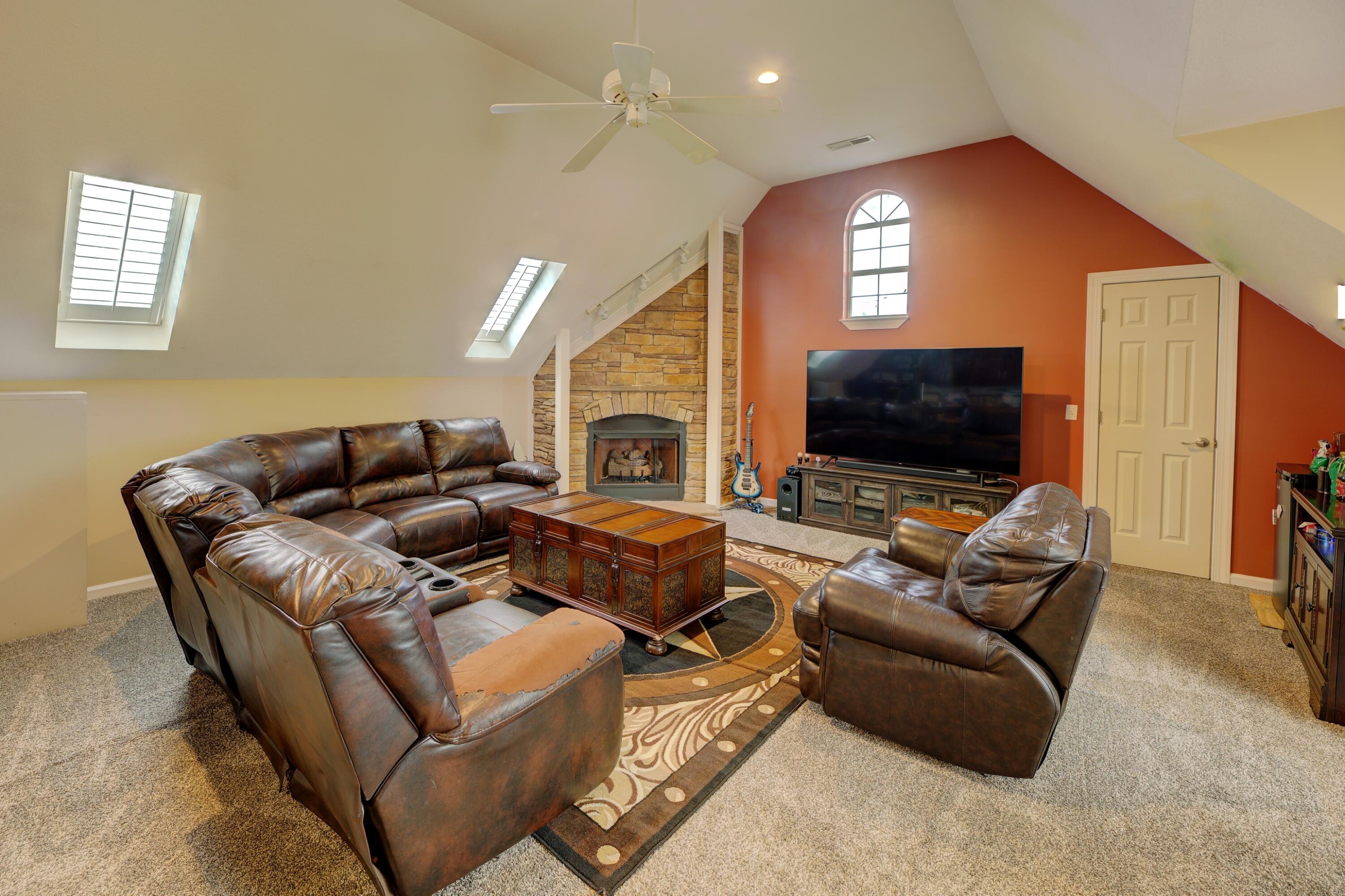 2600 Brown Ridge Lane Hixson, TN 37343 - Photo 23 of 50 Bonus Room