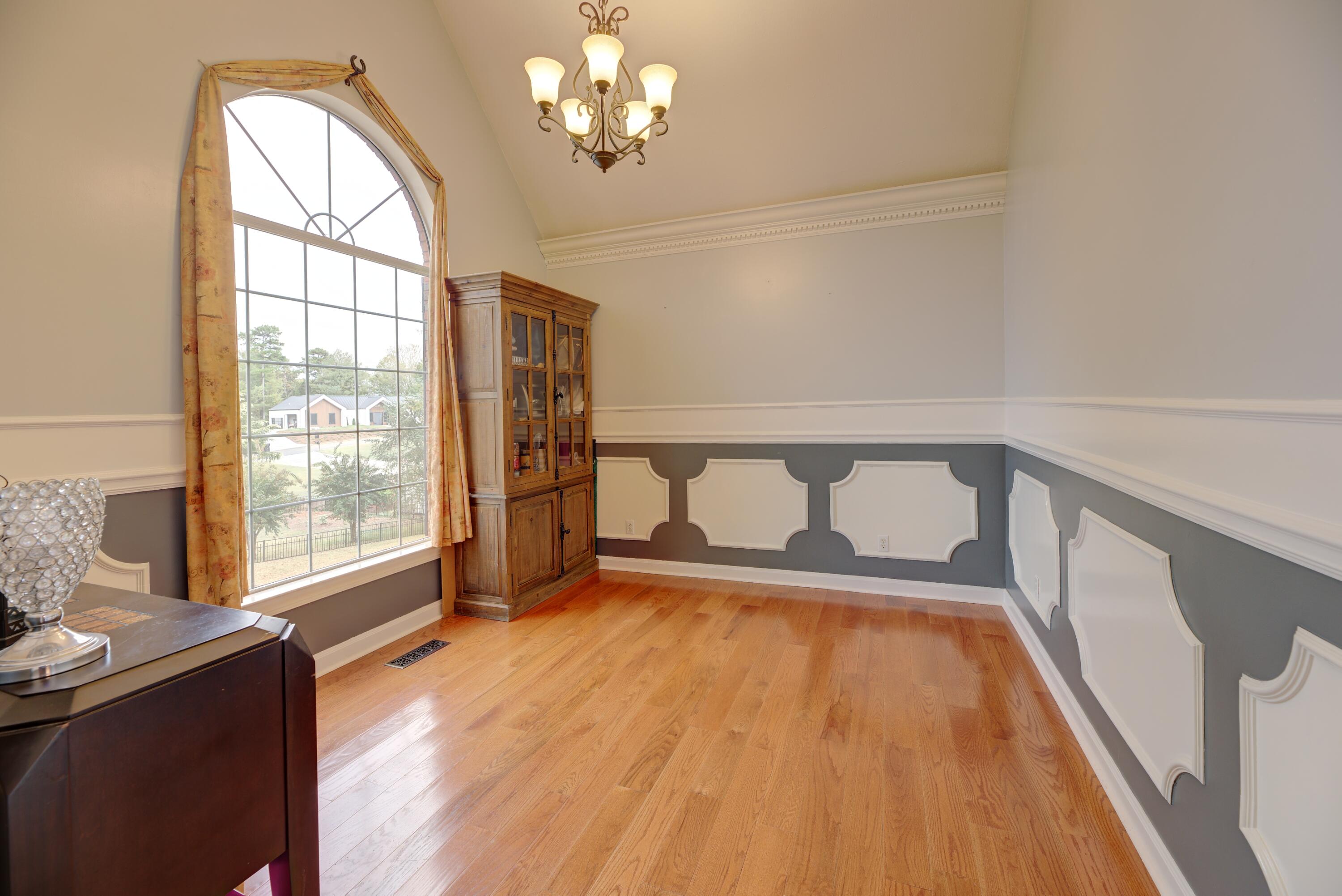 2600 Brown Ridge Lane Hixson, TN 37343 - Photo 3 of 50 DIning Room