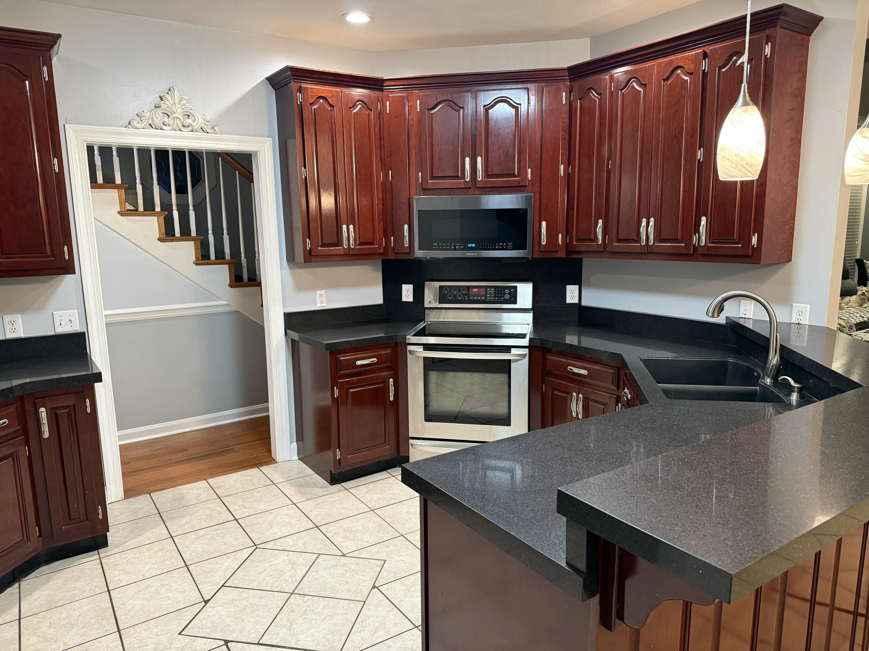 2600 Brown Ridge Lane Hixson, TN 37343 - Photo 4 of 50 Kitchen