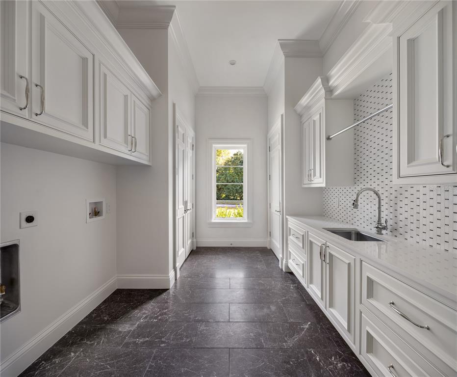 8570 Northwest 31st Lane Road Ocala, FL 34482 - Photo 33 of 53 a view of a kitchen with electric appliances