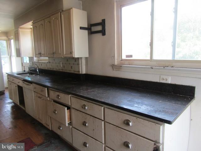 1467 Roxanna Road Northwest Washington, DC 20012 - Photo 12 of 17 Gallery Image 12
