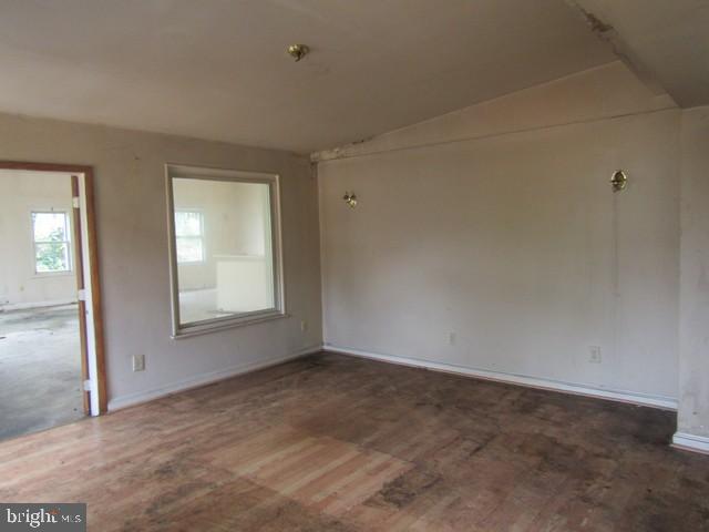 1467 Roxanna Road Northwest Washington, DC 20012 - Photo 10 of 17 Dining room