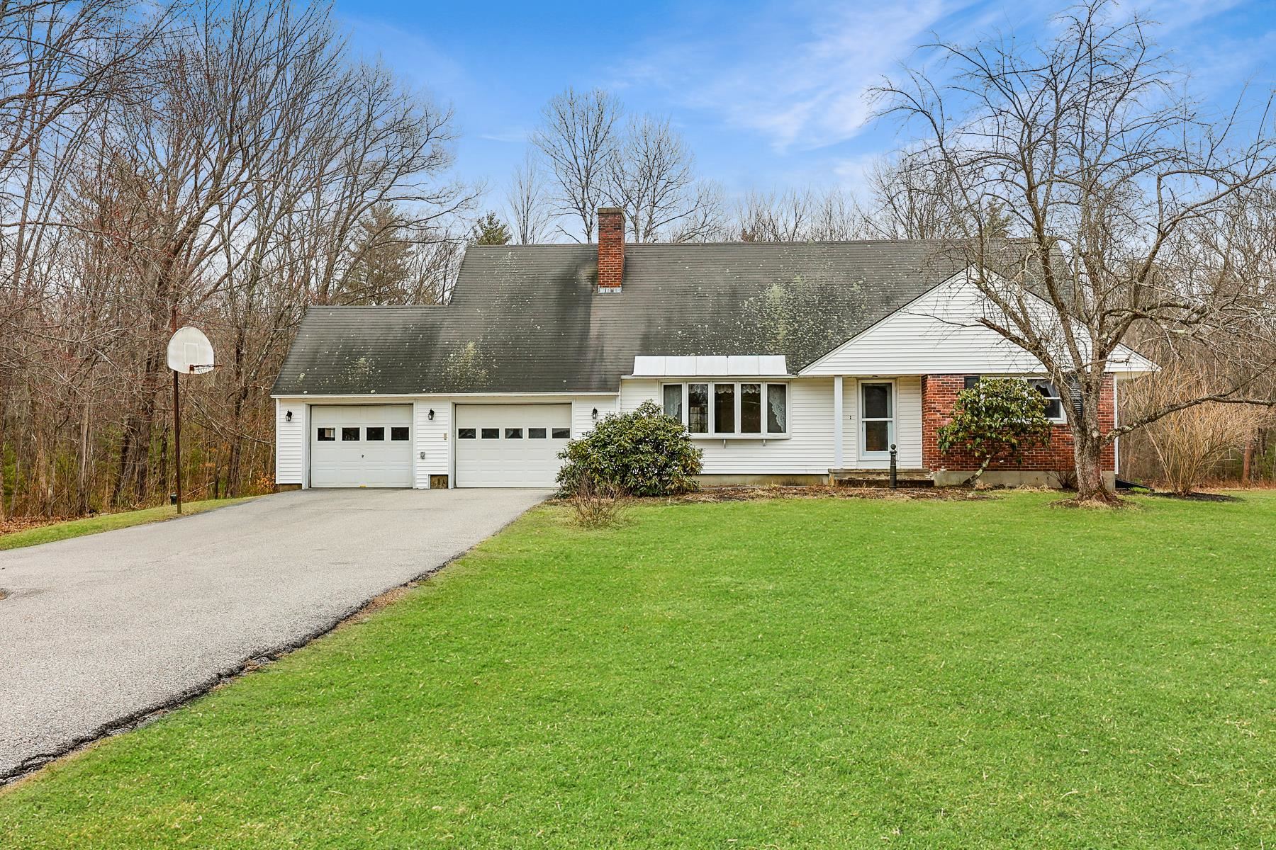 623 Borough Road Pembroke, NH 03275 - Photo 1 of 35