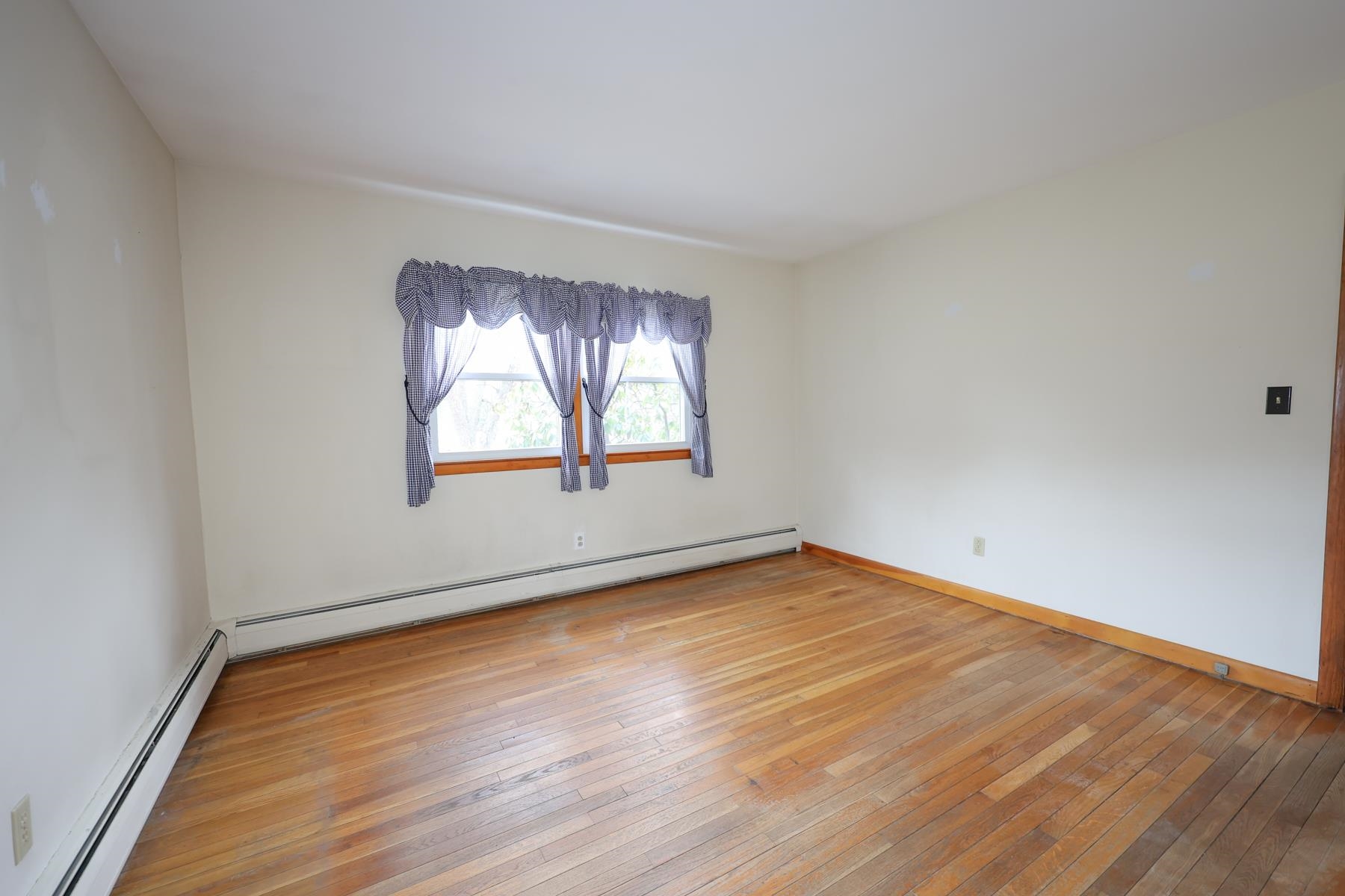 623 Borough Road Pembroke, NH 03275 - Photo 23 of 35