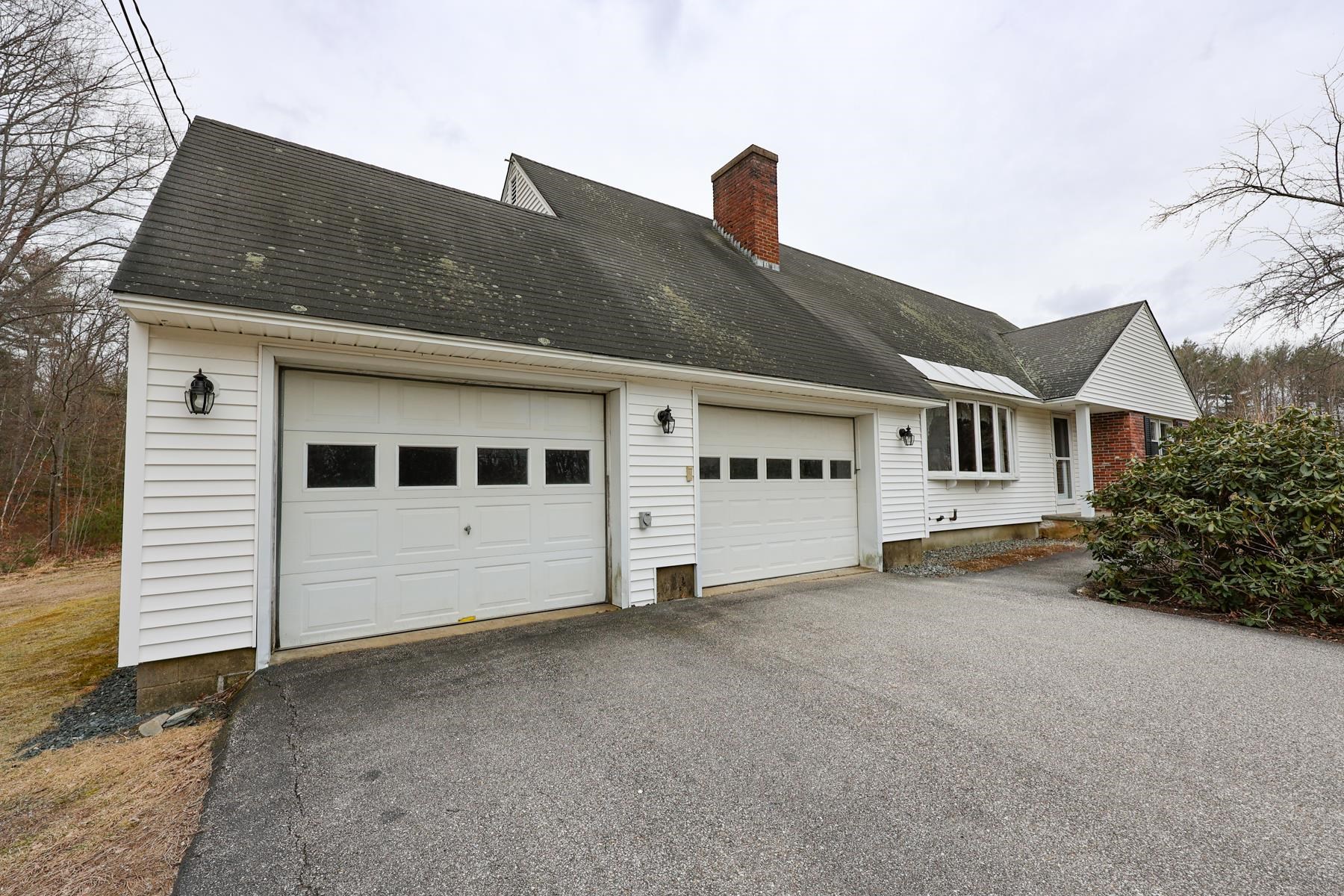 623 Borough Road Pembroke, NH 03275 - Photo 4 of 35