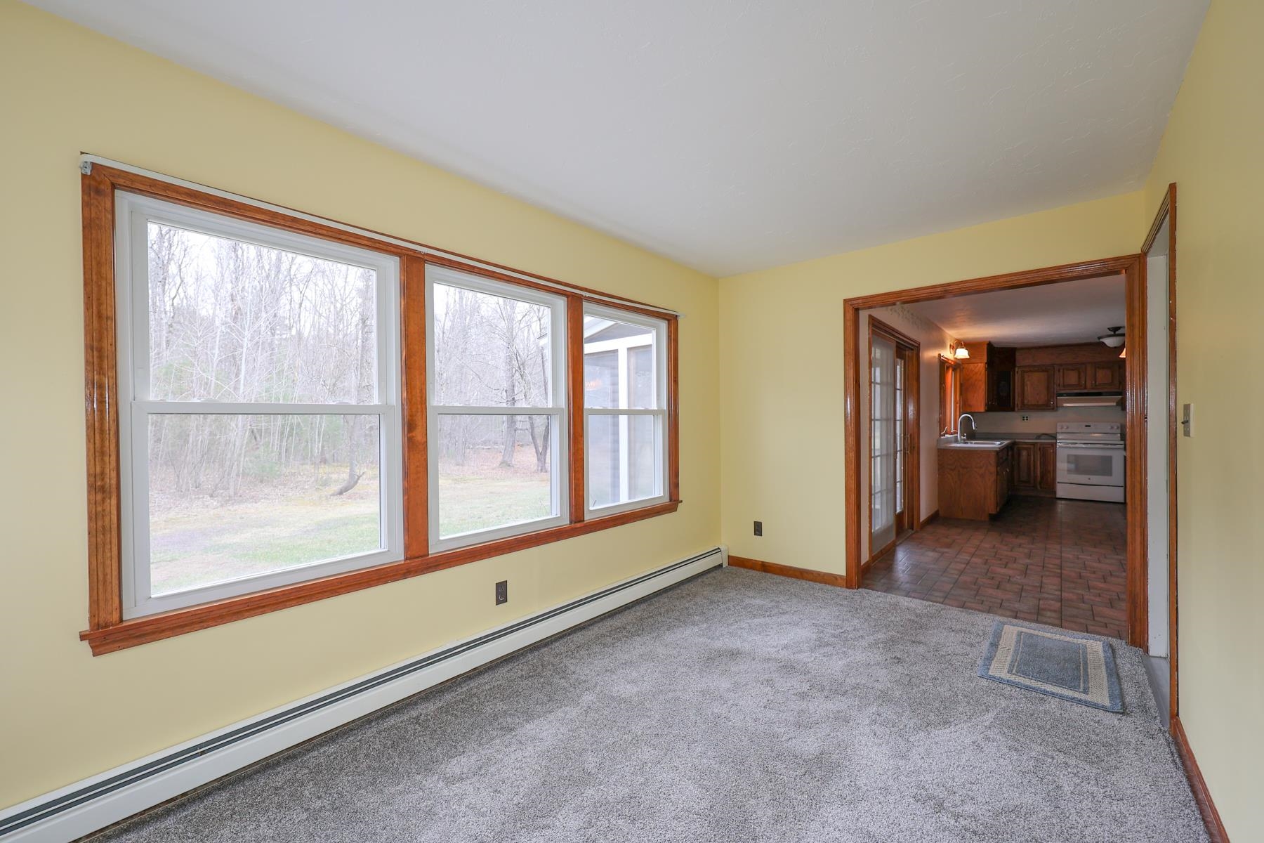 623 Borough Road Pembroke, NH 03275 - Photo 10 of 35