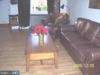 288 Sanford Road Upper Darby, PA 19082 - Photo 2 of 5