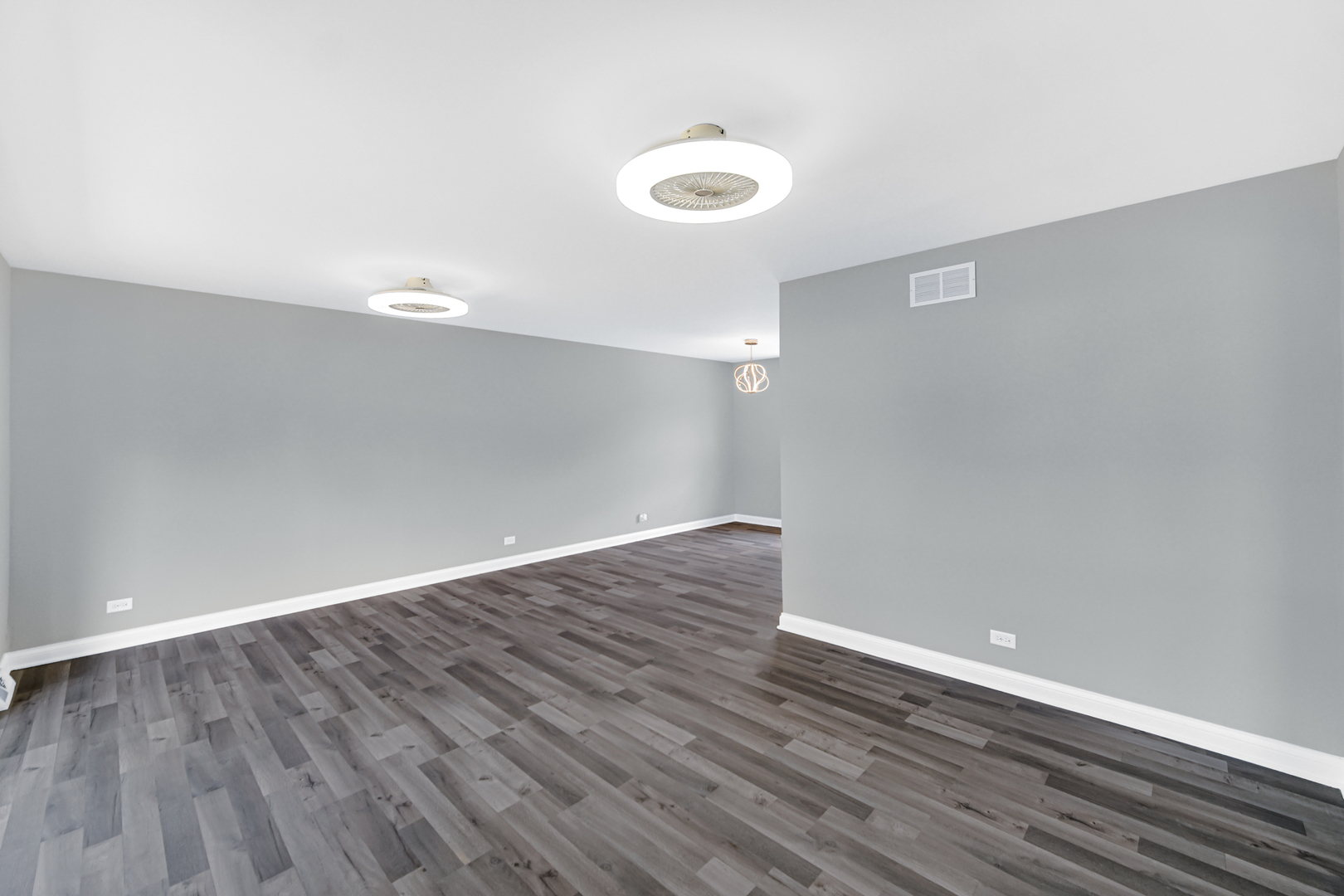 2813 Greenwood Road Hazel Crest, IL 60429 - Photo 5 of 24