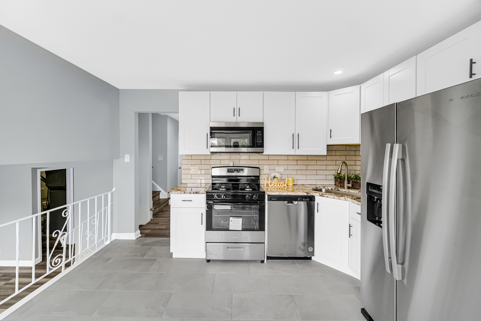 2813 Greenwood Road Hazel Crest, IL 60429 - Photo 9 of 24