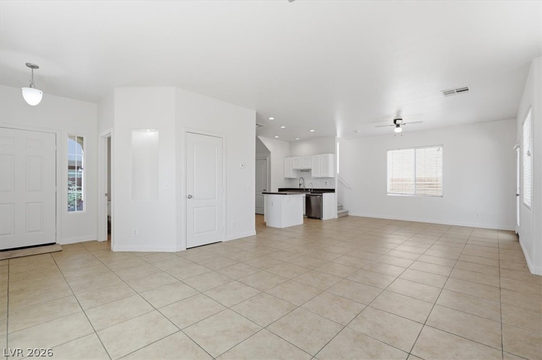 10630 Lessona Street Las Vegas, NV 89141 - Photo 6 of 33