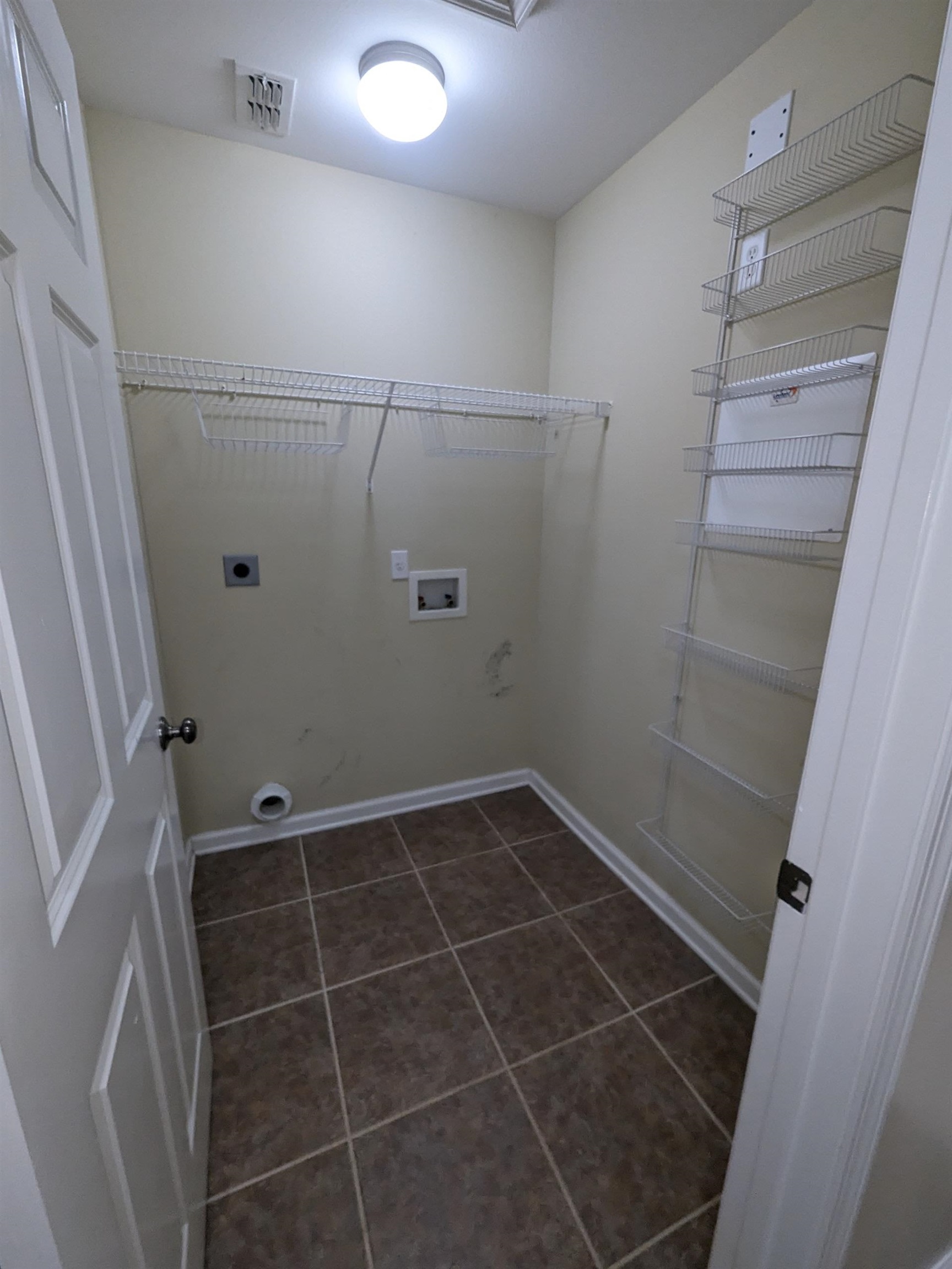 2410 Quazar Circle, Unit 2 Tallahassee, FL 32311 - Photo 6 of 19